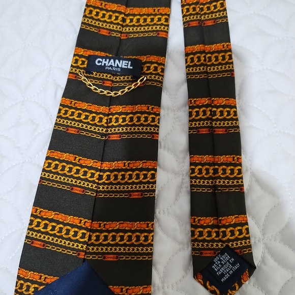 Chanel Tie - Picture 4 of 7